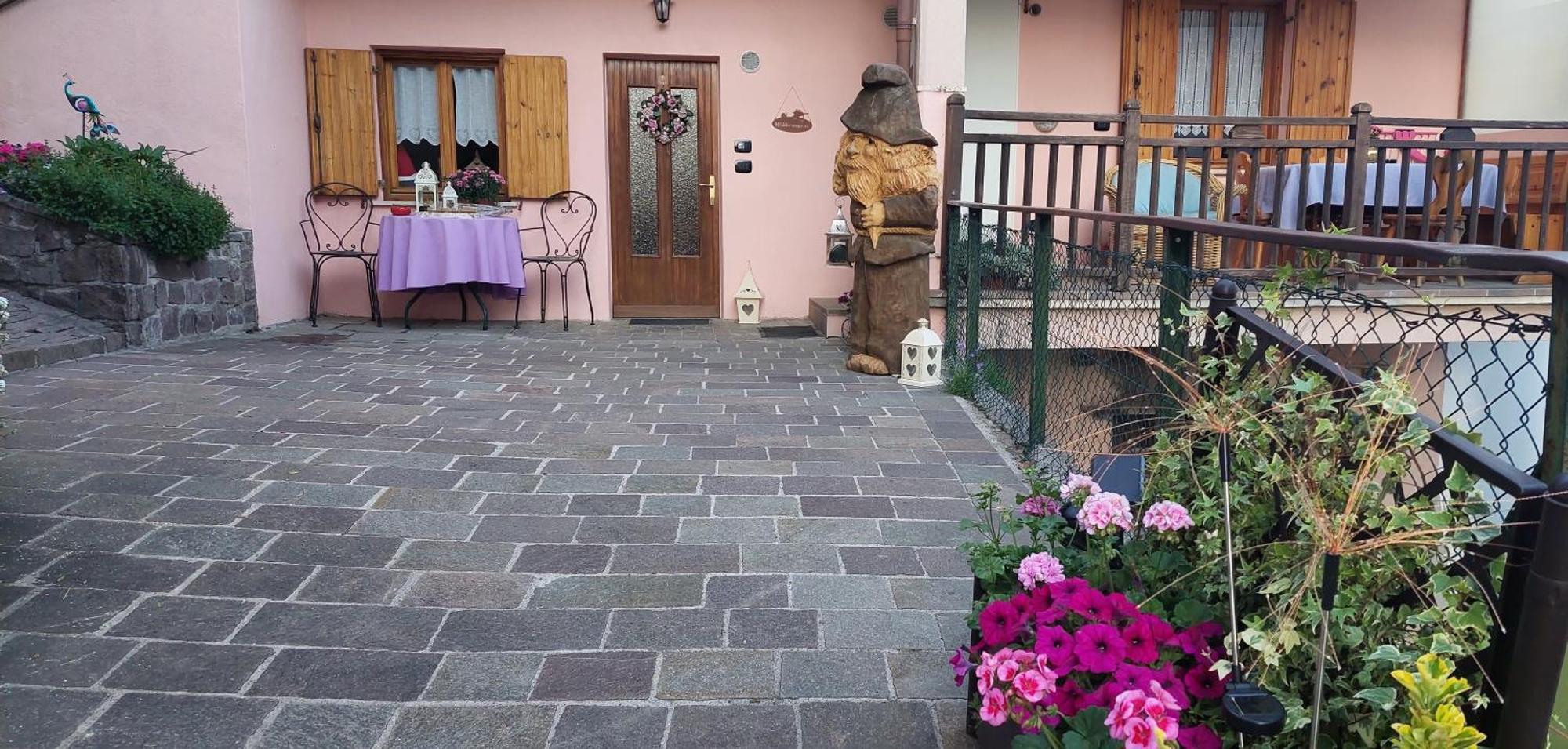 L'Antica Canonica Di Casa Bernardi, Wi-Fi Posto Auto Pet Friendly Trento Luaran gambar